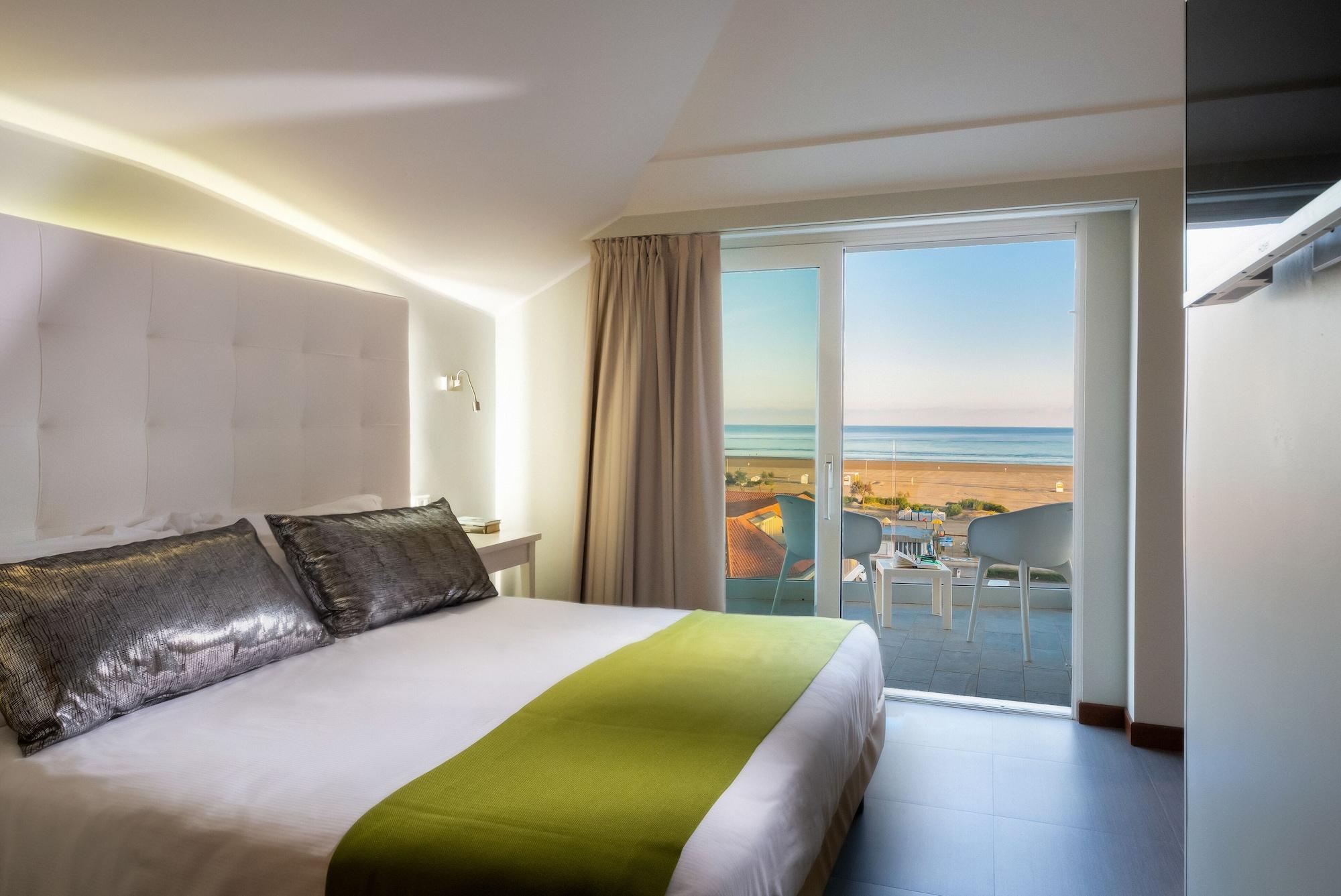 Hotel Garden Sea Wellness & Spa 4 Stelle Superior Caorle Bagian luar foto