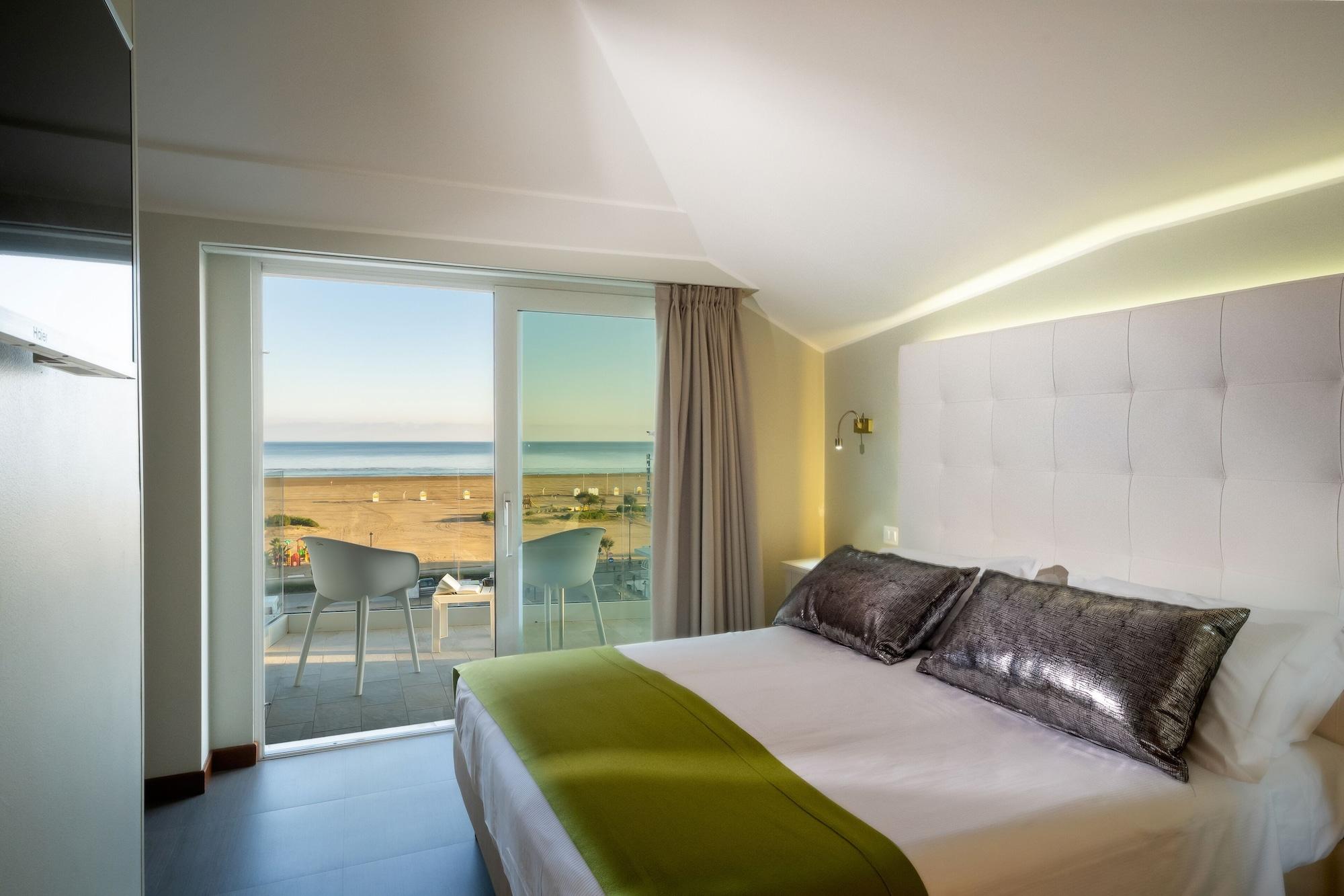 Hotel Garden Sea Wellness & Spa 4 Stelle Superior Caorle Bagian luar foto