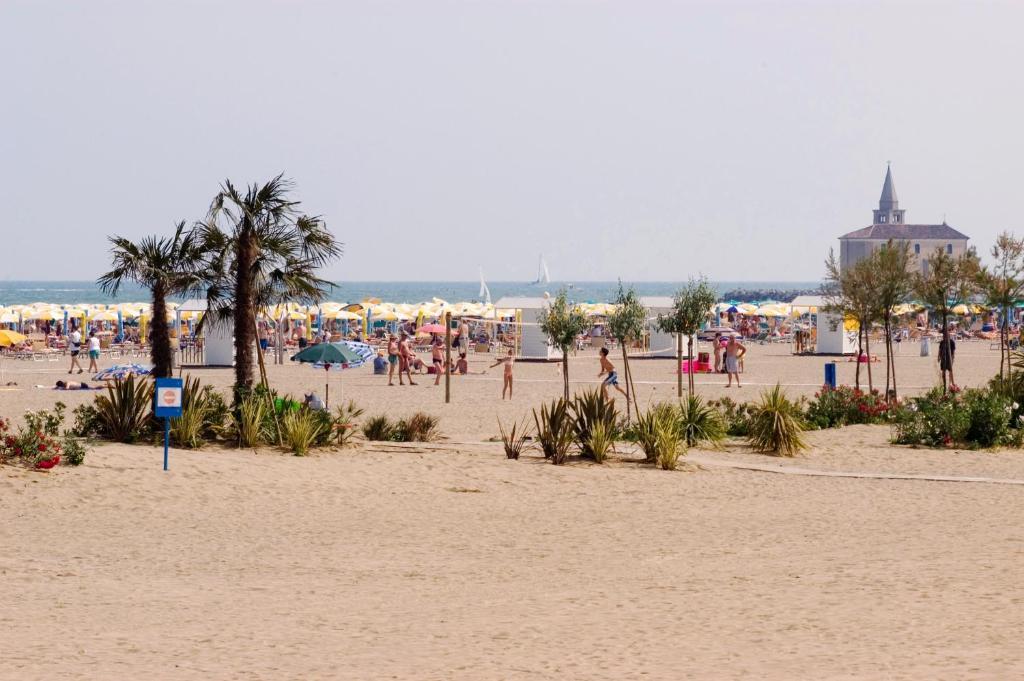 Hotel Garden Sea Wellness & Spa 4 Stelle Superior Caorle Bagian luar foto